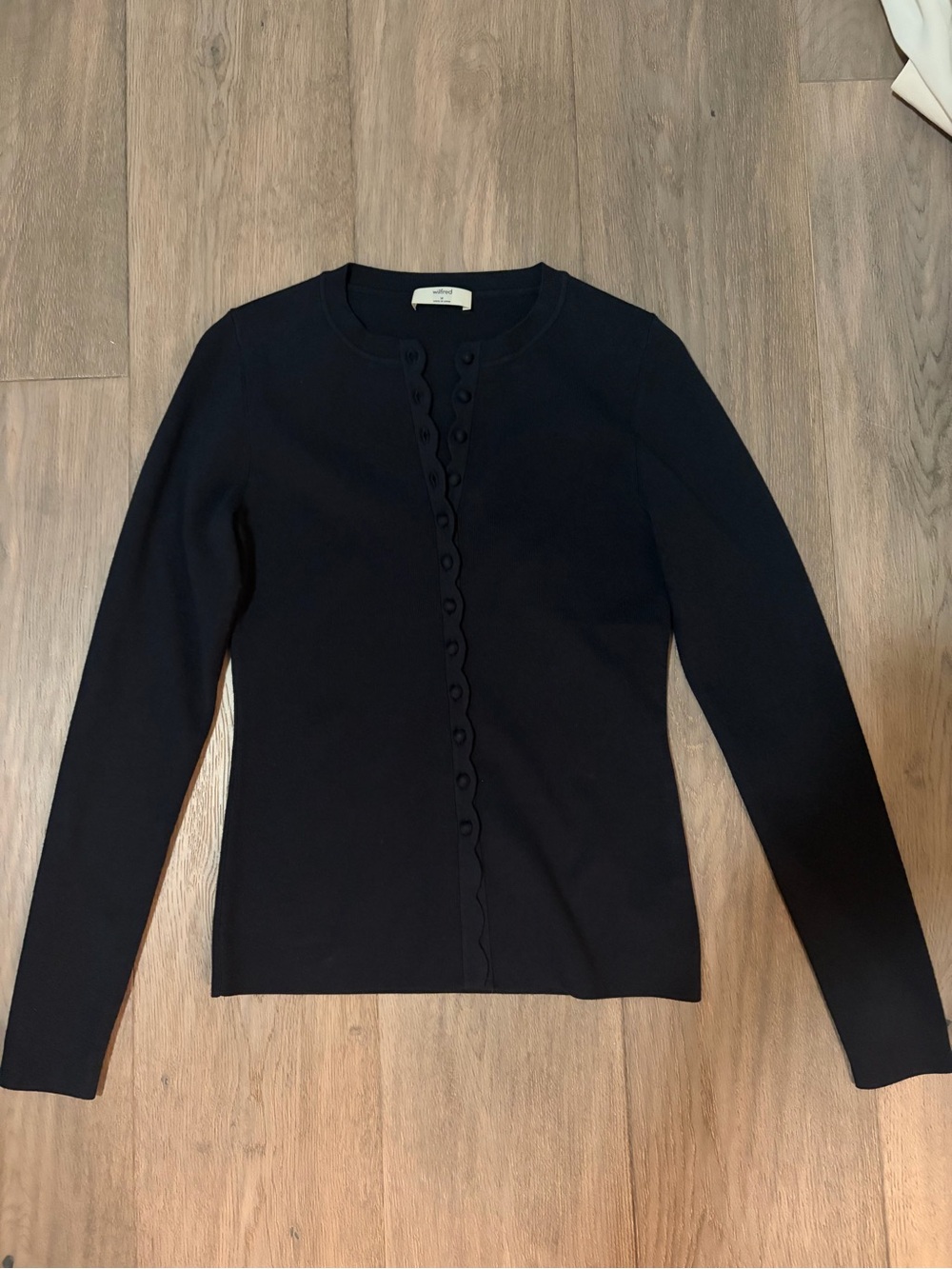 Aritzia Shelly Long-Sleeve Scallop-Trim Cardigan in Admiral